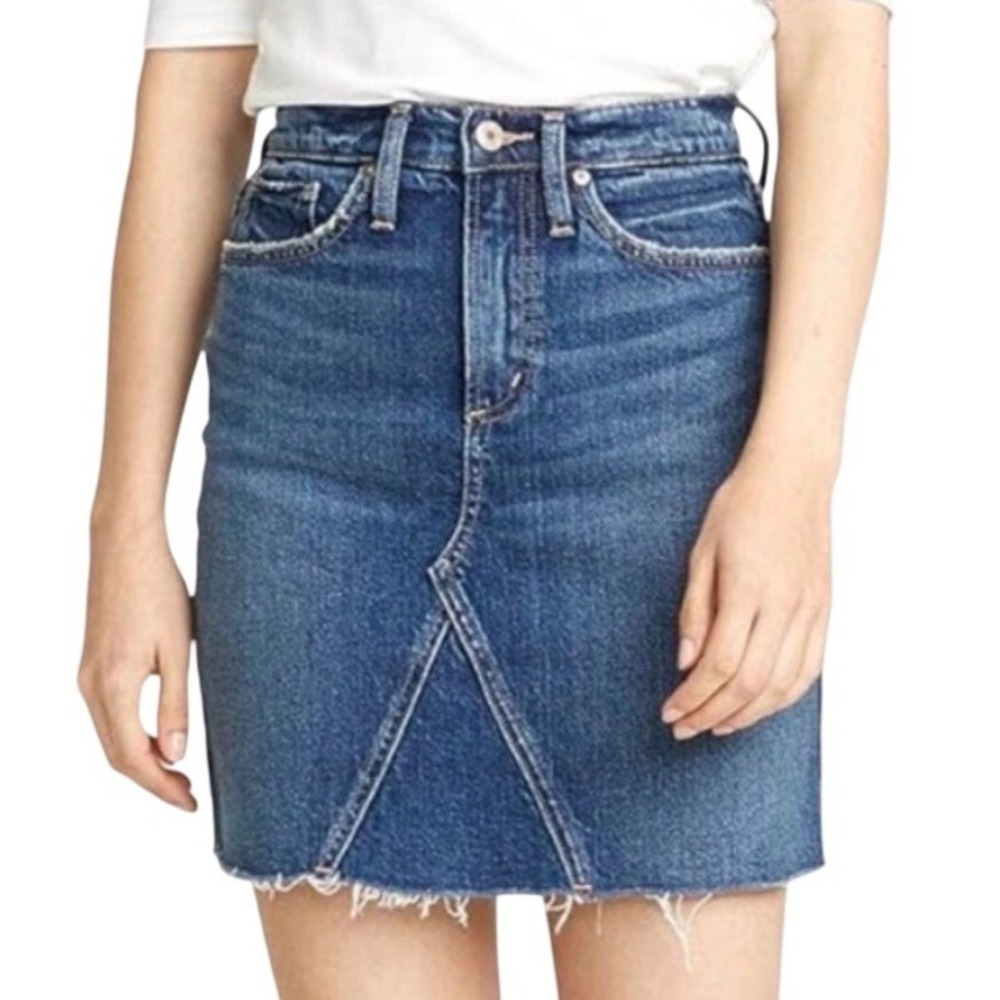 Silver Jeans Co. Frisco Mini Denim Skirt Women's W4 Dark Wash Raw Hem